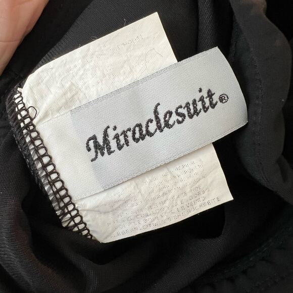 Miraclesuit Swim Skirt - Black with Zipper Pocket - L - Picture 3 of 5